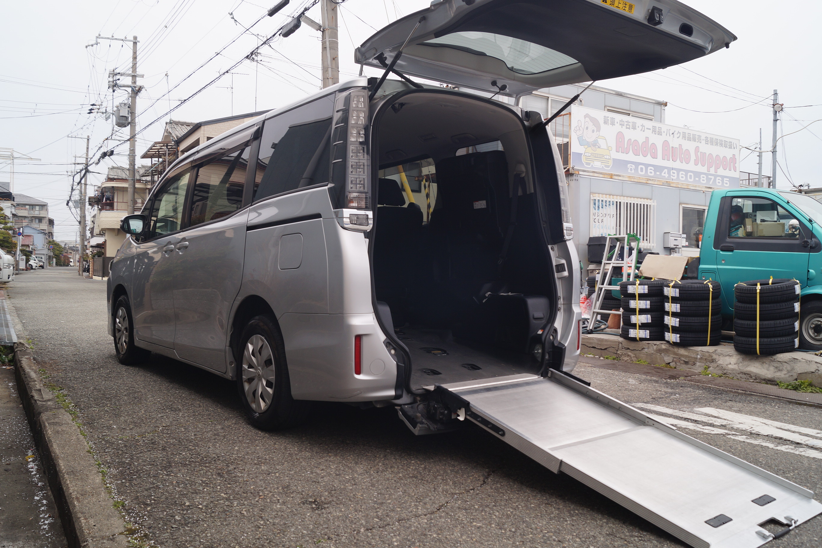 トヨタ ヴォクシー